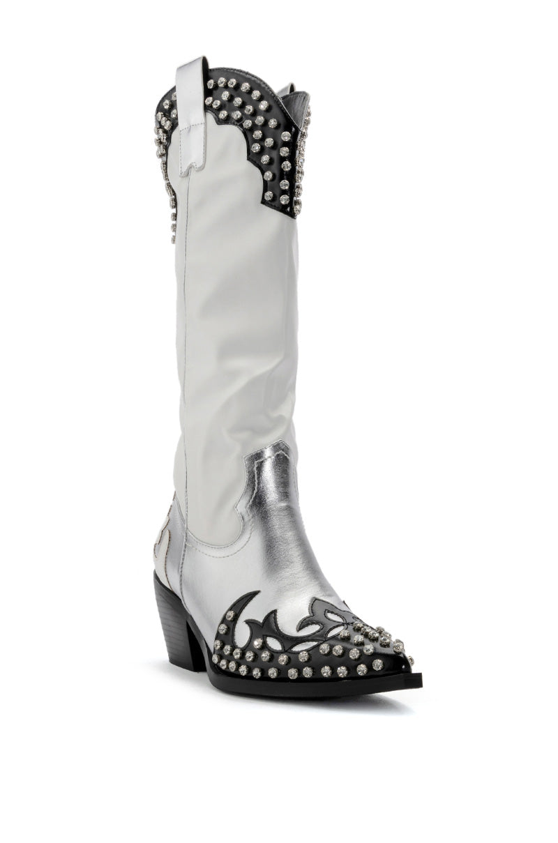 AZALEA WANG KNOX WESTERN BOOT IN WHITEBLACK