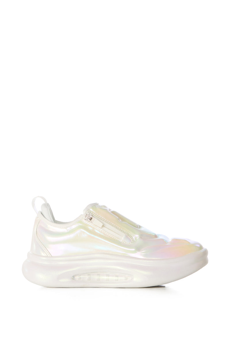 AZALEA WANG FRANCILLE HOLOGRAPHIC FUTURISTIC SNEAKER