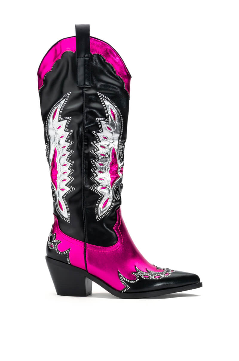 AZALEA WANG ZAINA WEDGE BOOT IN PINK