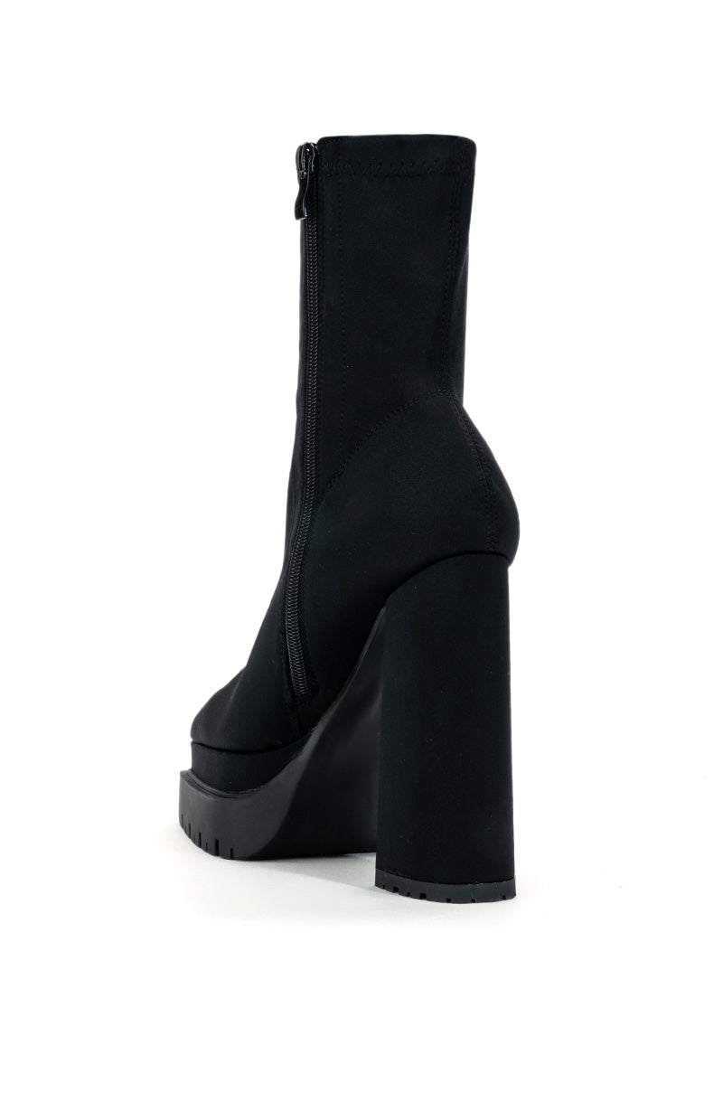AZALEA WANG LEAH SLIP ON BLACK BOOTIE
