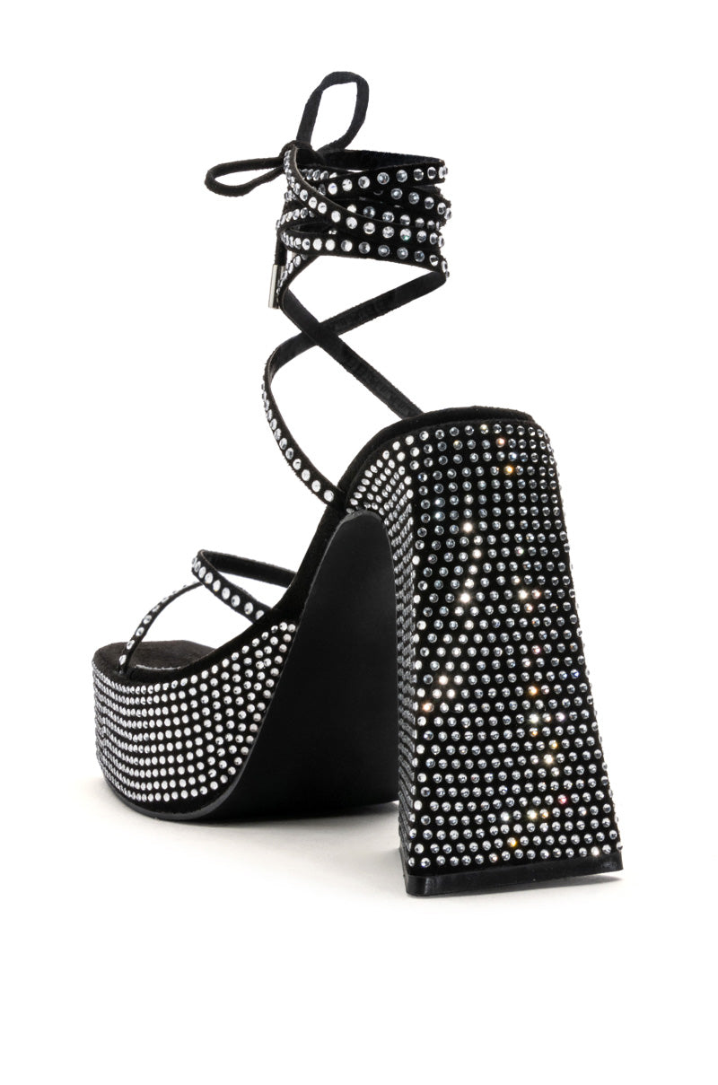 AZALEA WANG DEIRDRE EMBELLISHED CHUNKY SANDAL