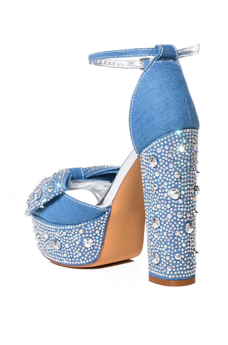 AZALEA WANG CHALINI EMBELLISHED BOW CHUNKY SANDAL IN DENIM