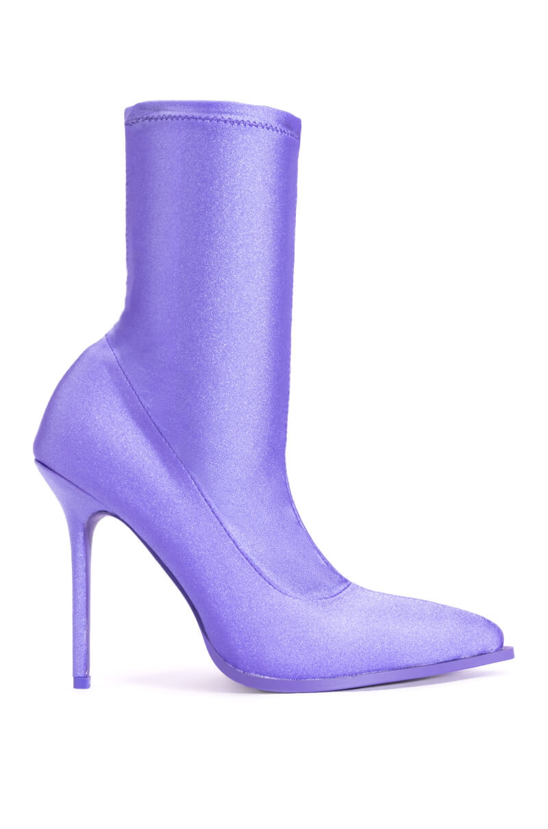 AZALEA WANG SERENITY STRETCH BOOTIE IN PERIWINKLE