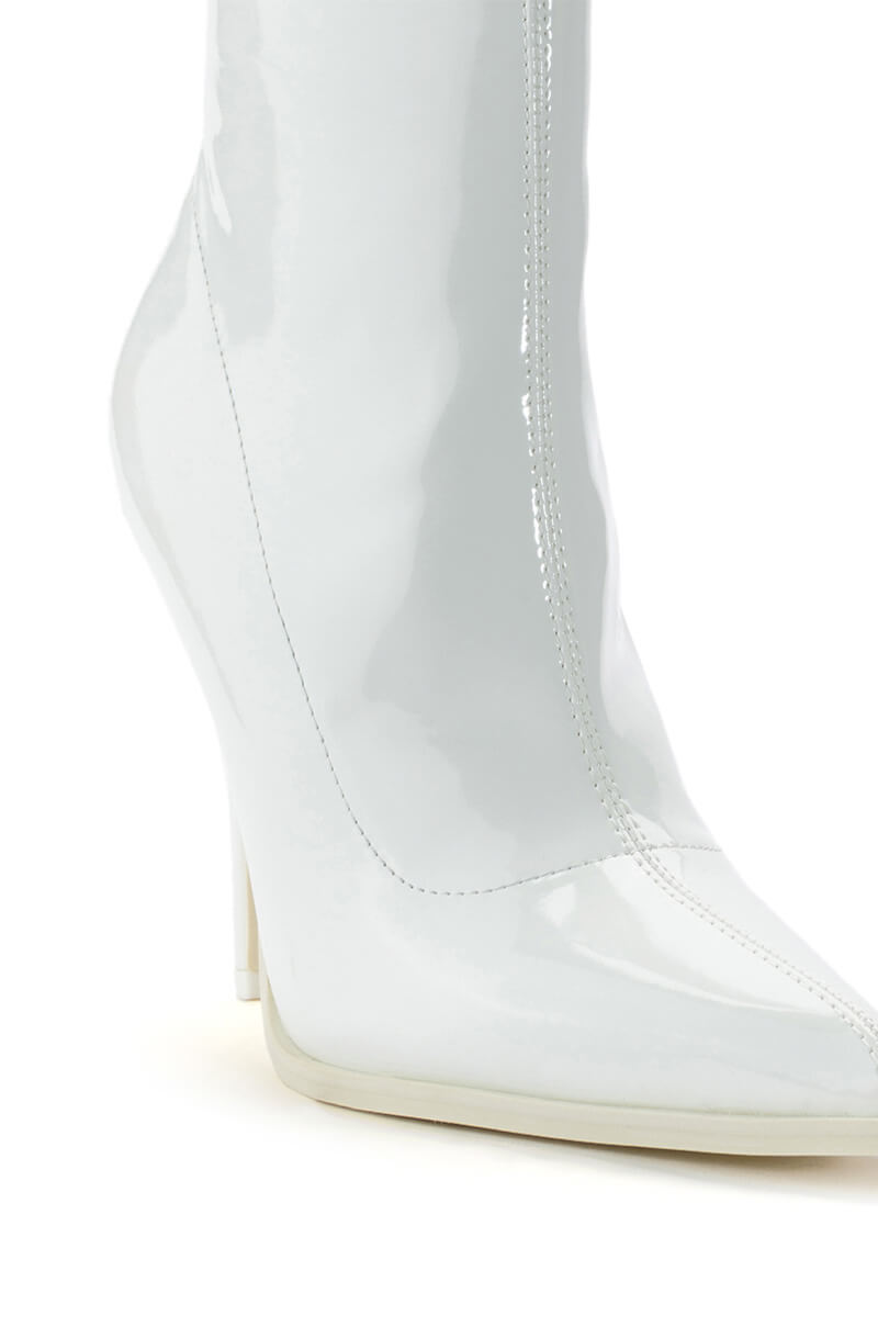 AZALEA WANG ISABELLA PATENT BOOTIE IN WHITE