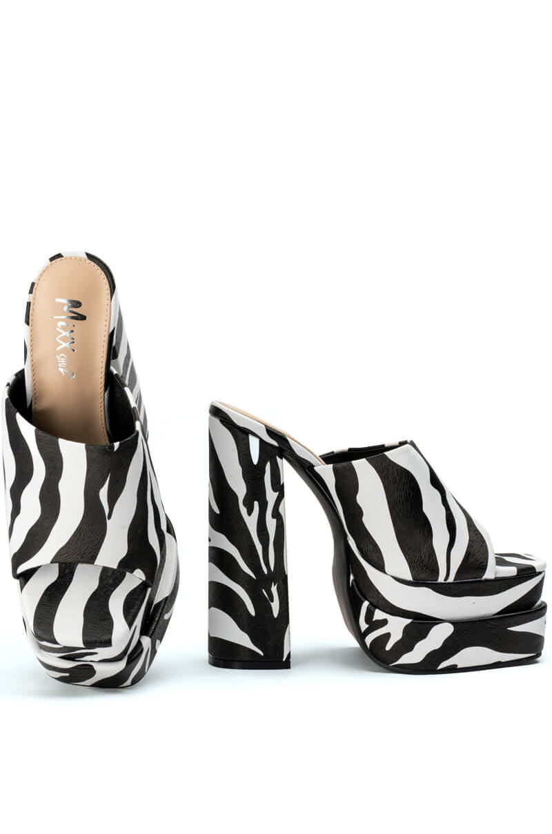 LYLA CHUNKY SANDAL IN ZEBRA