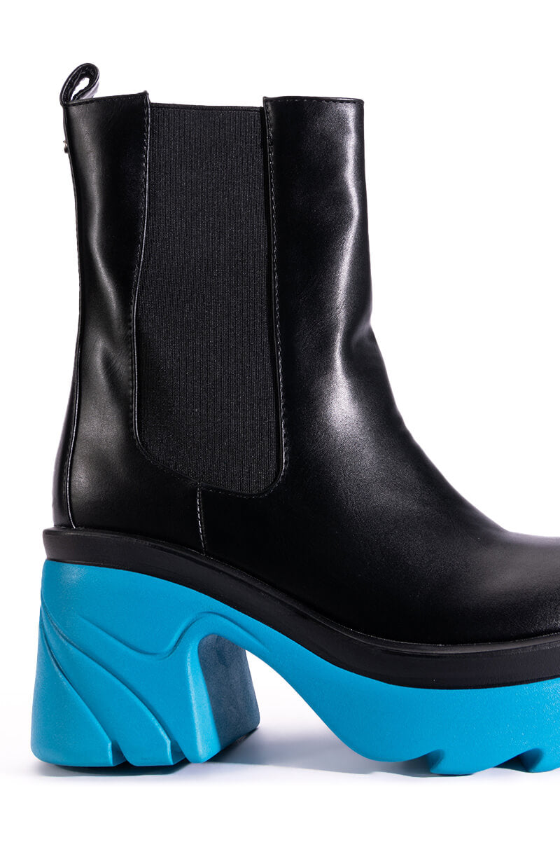 AZALEA WANG PRIMROSE BLUE SOLE CHUNKY BOOTS IN BLACK