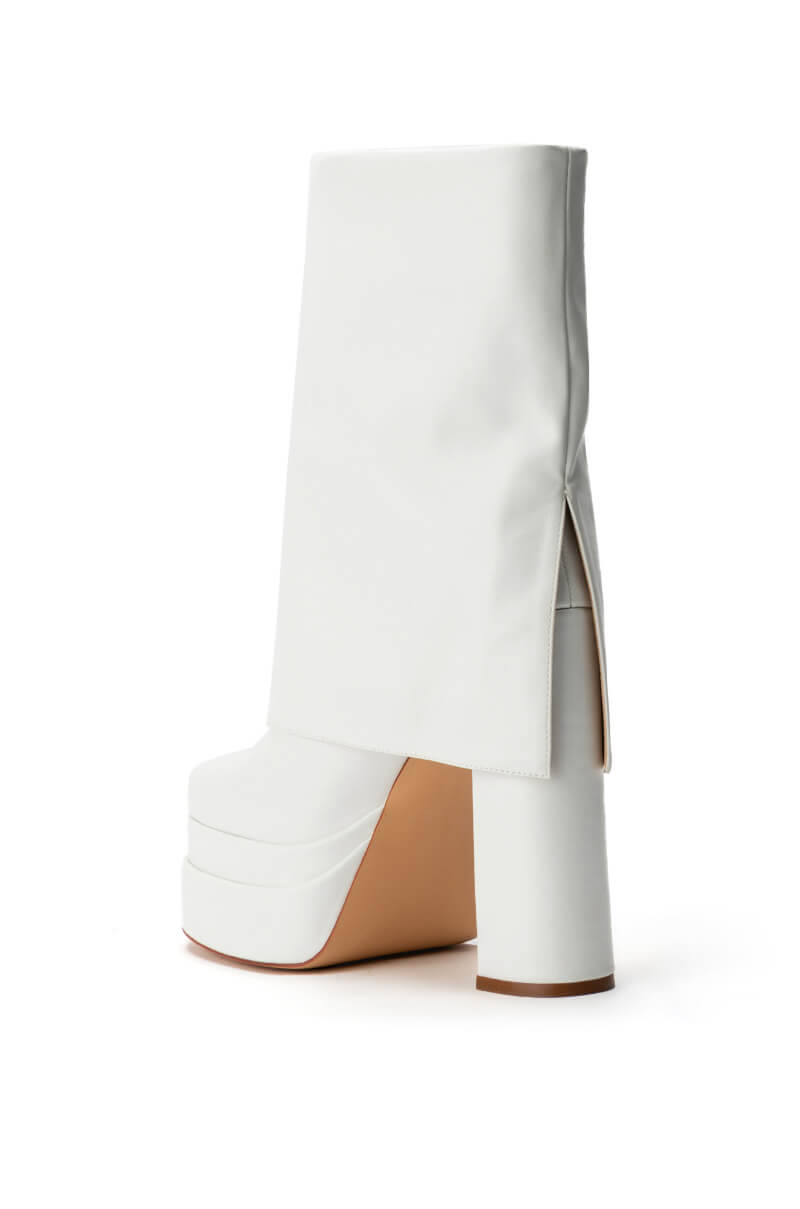 AZALEA WANG BABY FOLD OVER CHUNKY BOOT IN WHITE