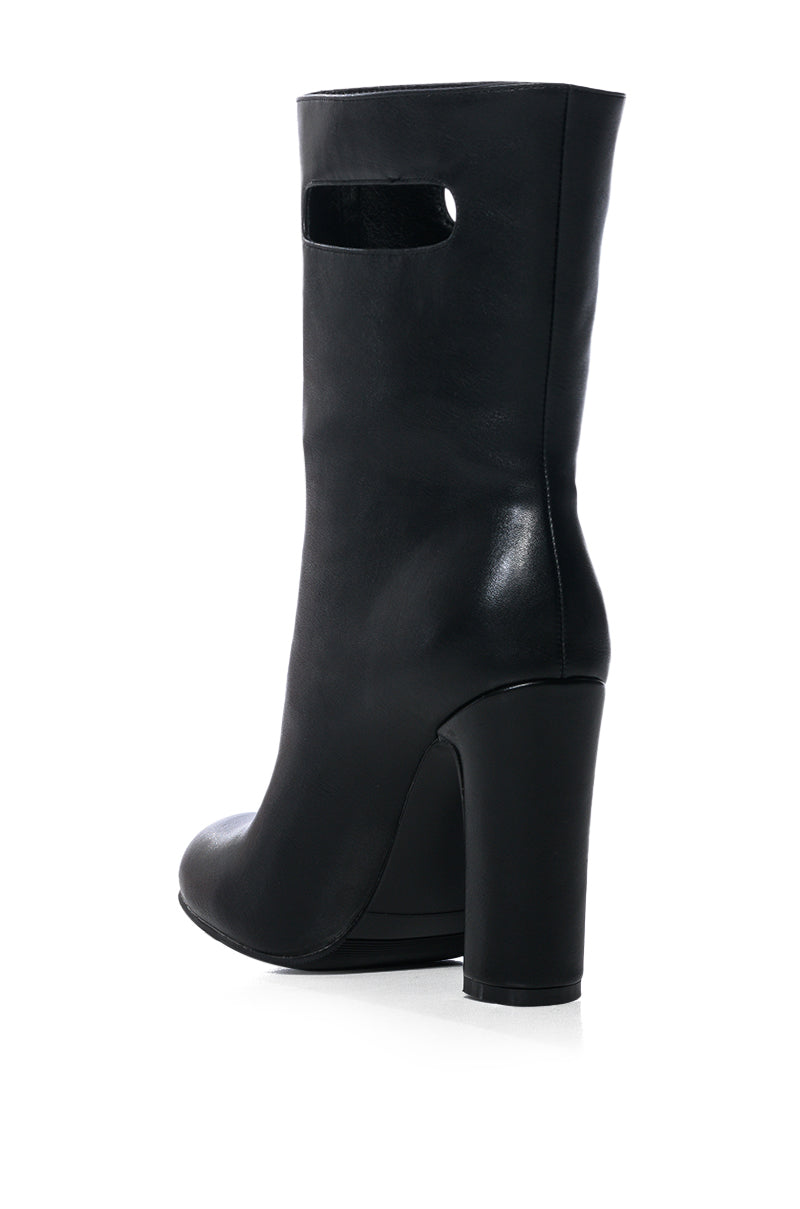 AZALEA WANG NAYELI BLACK HANDLE BOOTIE