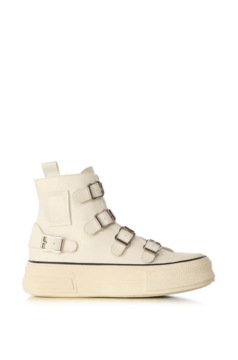 AZALEA WANG TARTLET BUCKLE WHITE SNEAKER