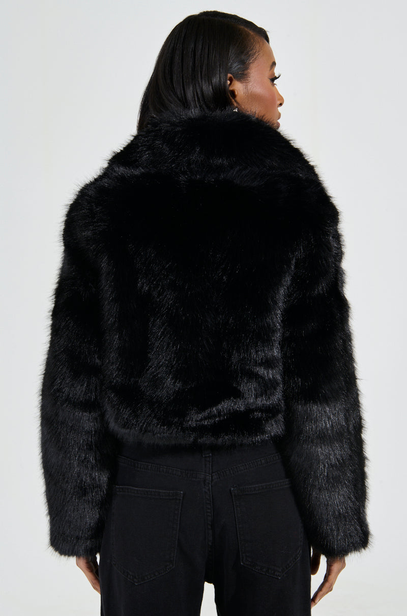 CADENCE FAUX FUR IN BLACK