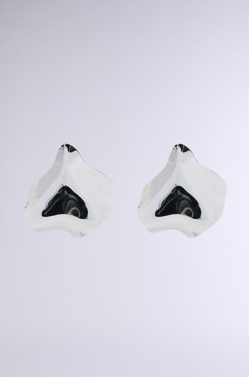 TAKE ME TO PARIS EARRING