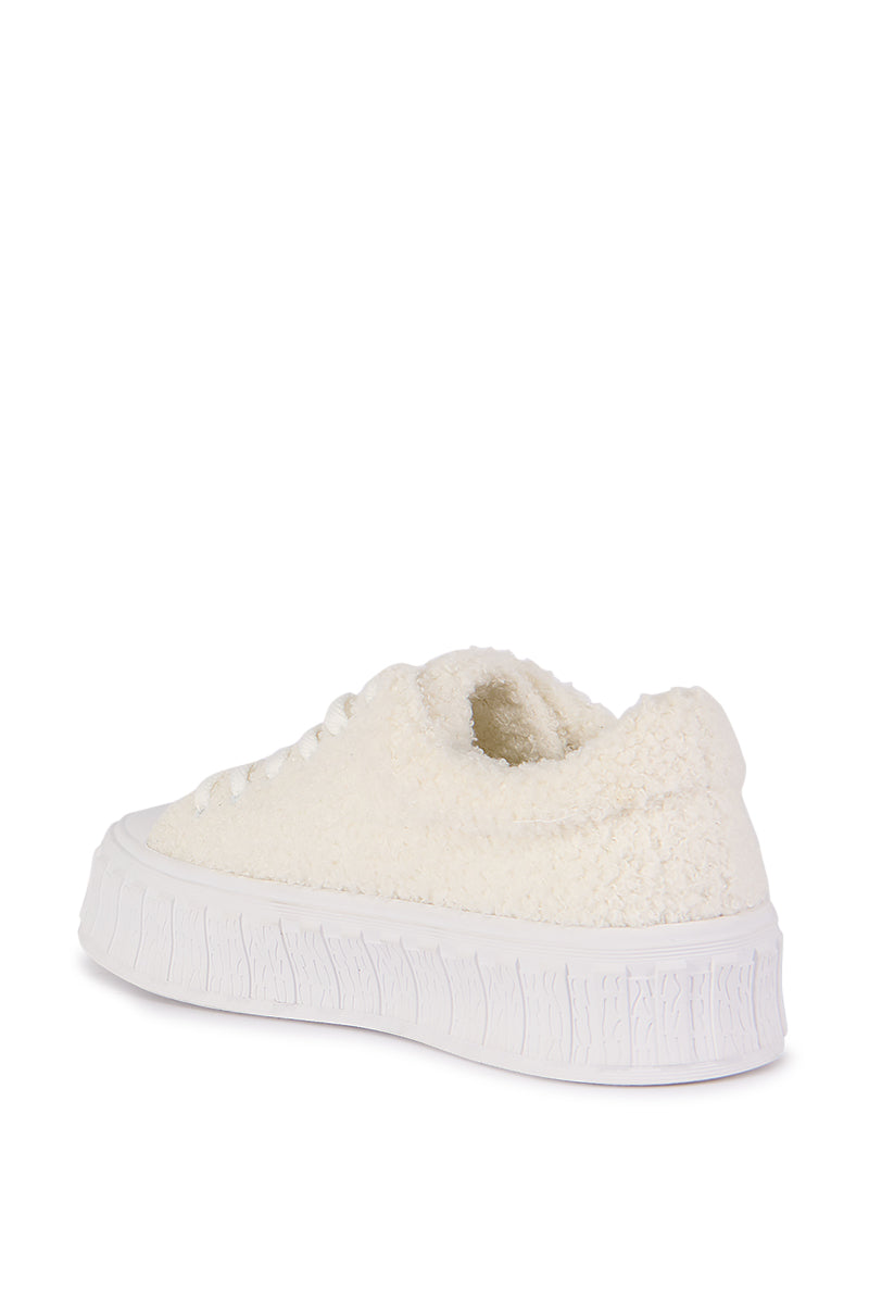 AZALEA WANG SOSI WHITE SNEAKER