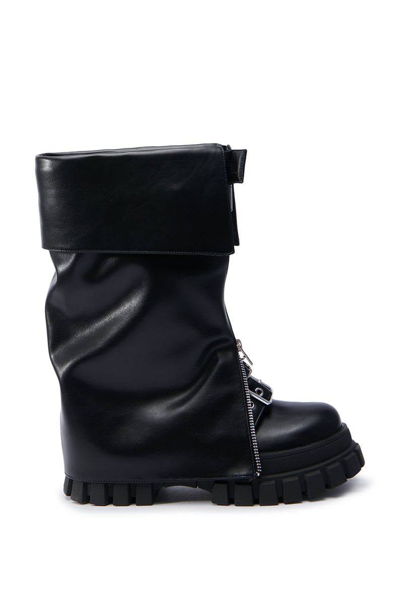 AZALEA WANG MALEKO BLACK CHUNKY BOOT