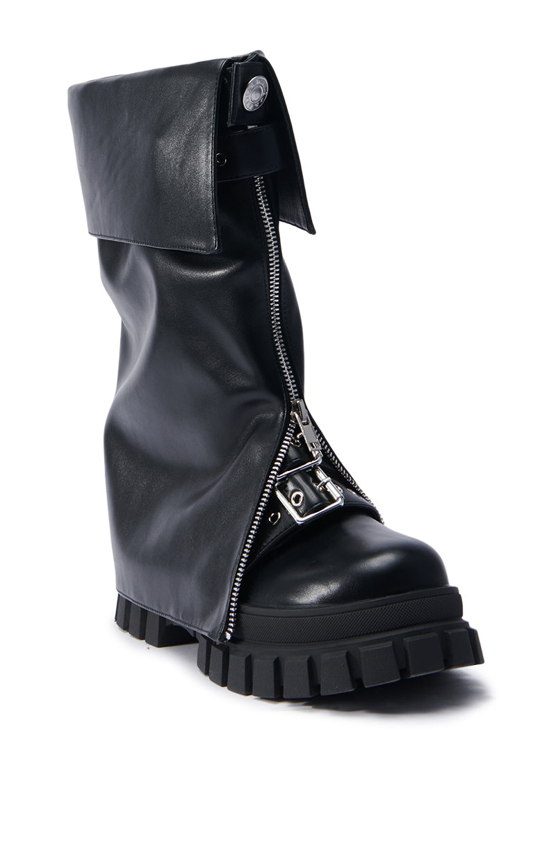 AZALEA WANG MALEKO BLACK CHUNKY BOOT