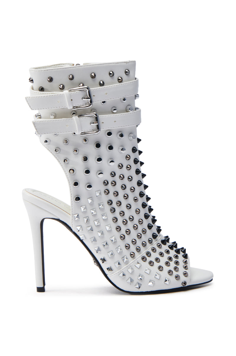 AZALEA WANG OLINDA WHITE STILETTO SANDAL