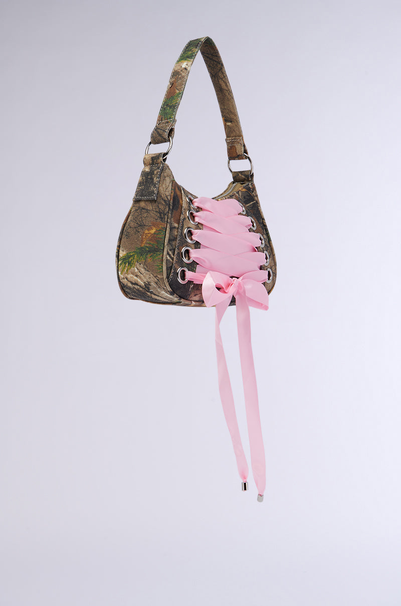 MAKE IT FASHUN CAMO PURSE