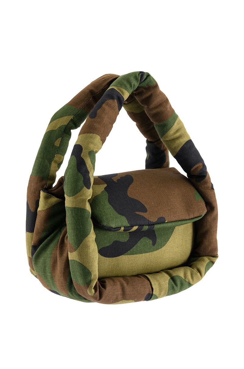 CAMO PUFFER BAG