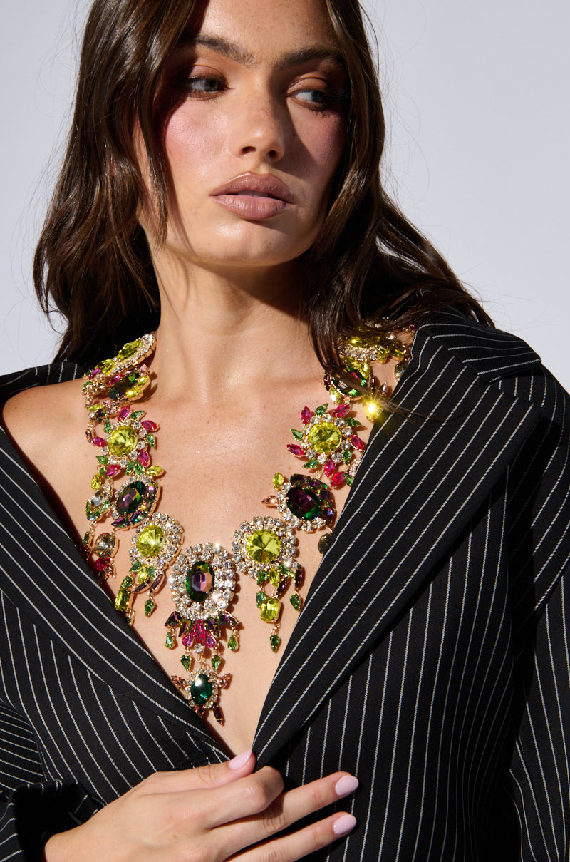 BOOK THE TRIP STATEMENT NECKLACE