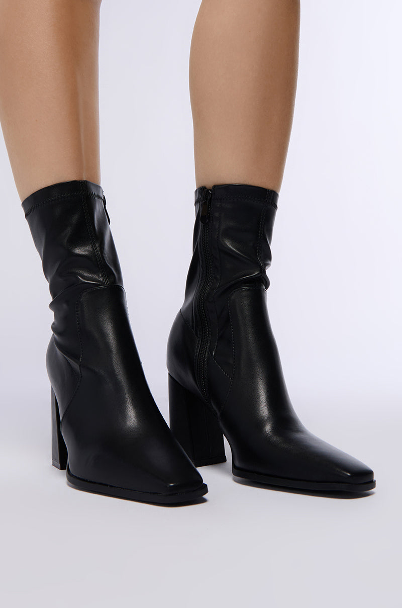 AZALEA WANG ZAID BLACK CHUNKY BOOTIE