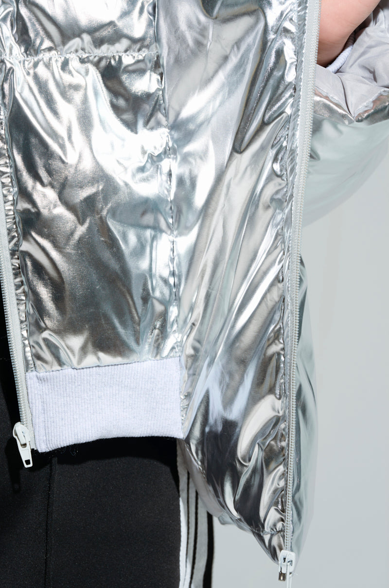 SPACE CASE METALLIC PUFFER