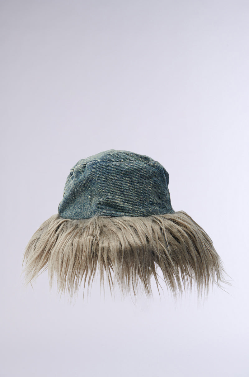 SADE FUR TRIM DENIM BUCKET HAT