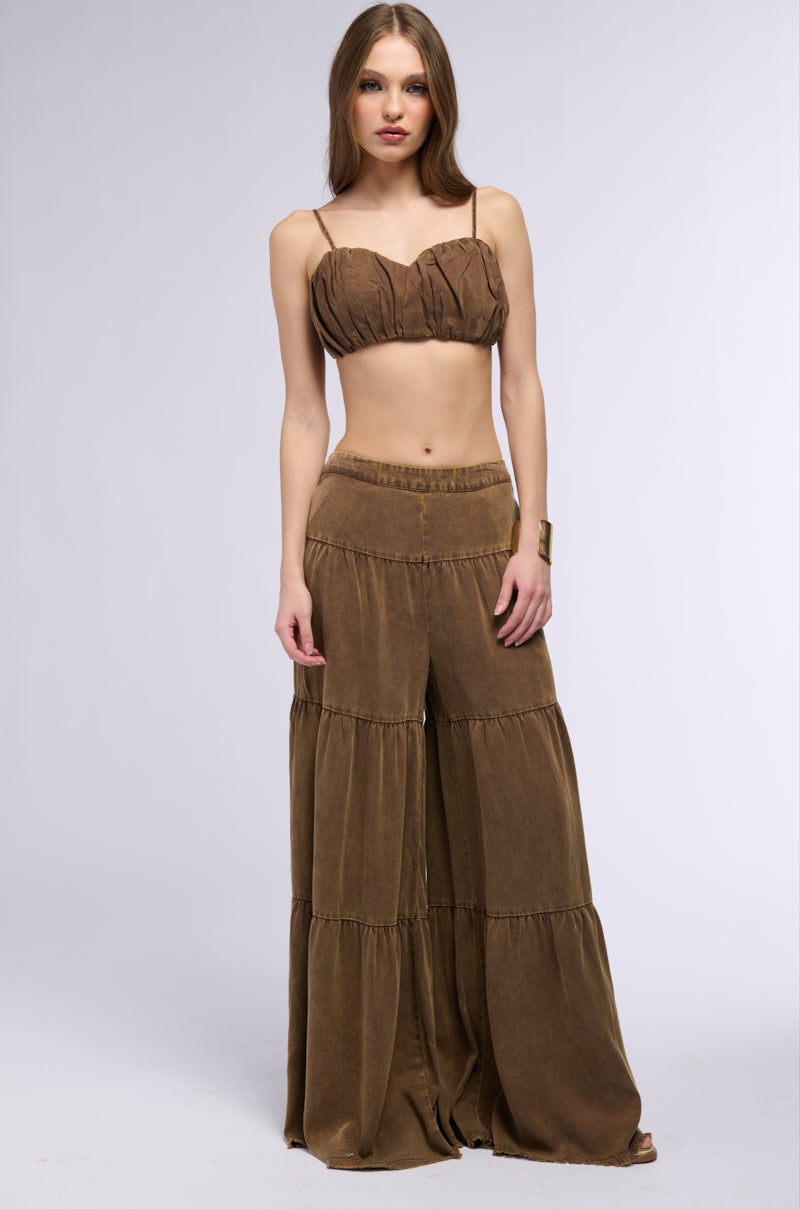 INDIE WASHED TIERED WIDE LEG PANTS