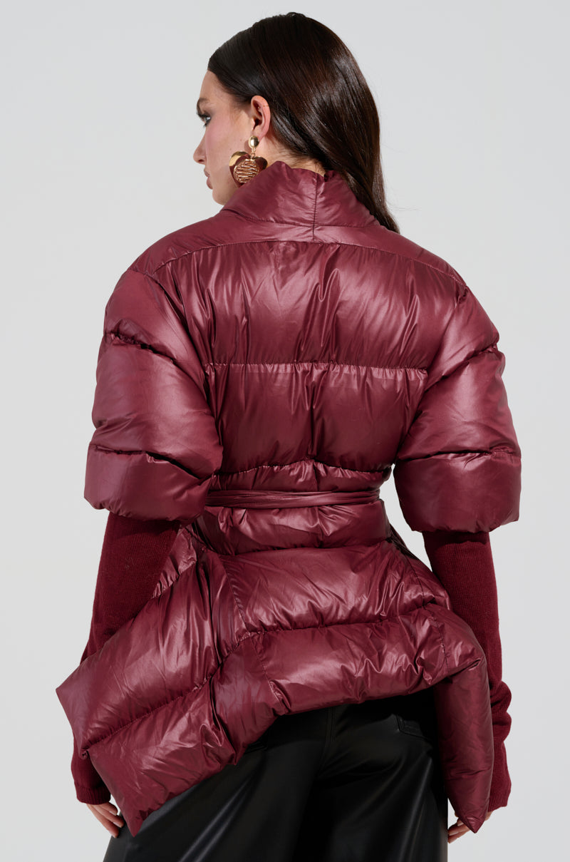 RIB SLEEVE PEPLUM PUFFER IN BURGUNDY