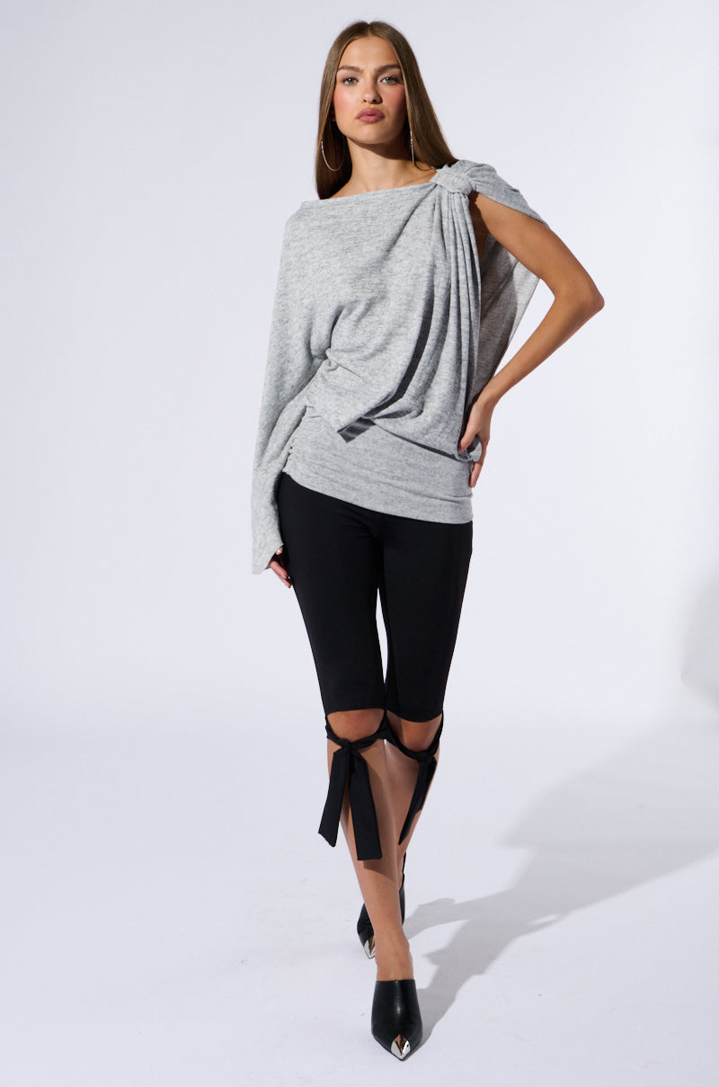 MARIAH COLD SHOULDER SWEATER