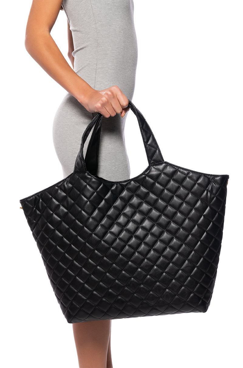 THORNE QUILTED PU TOTE BAG IN BLACK