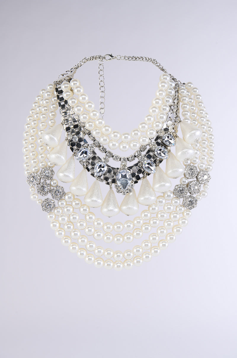 PEARL PLEASE STATEMENT NECKLACE