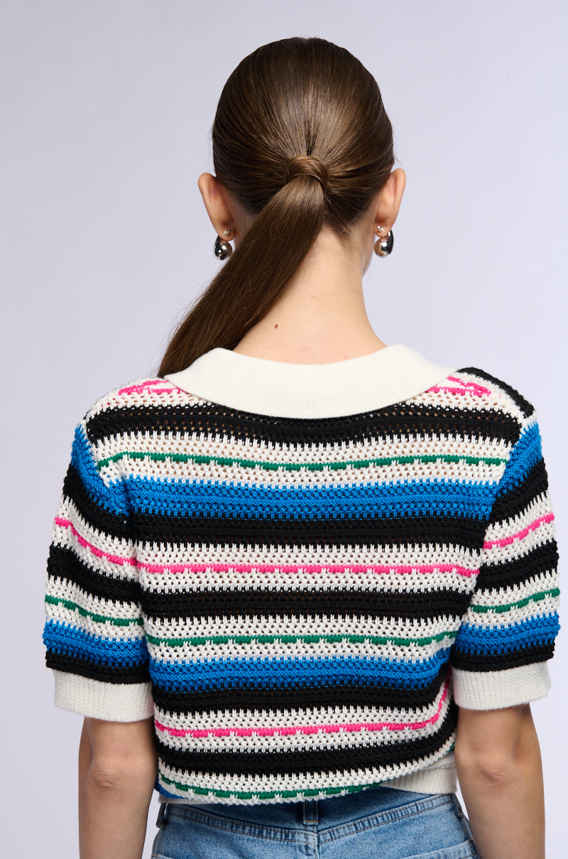 BEE STRIPE KNIT SHORT SLEEVE SWEATER