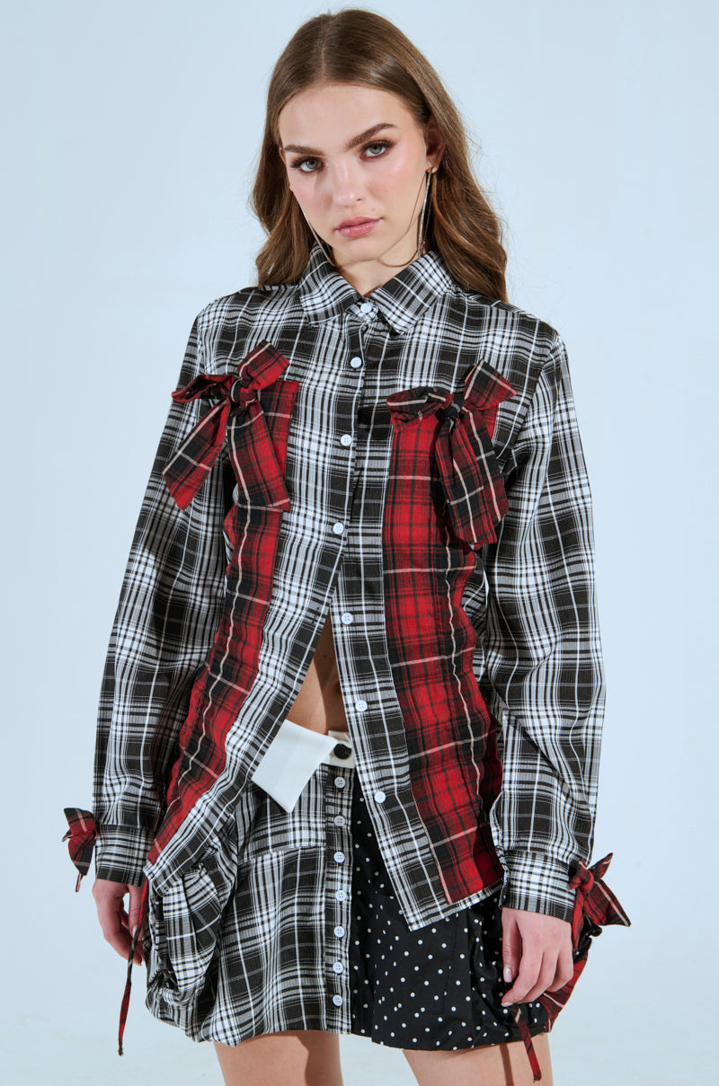 HAILEY PLAID BUTTON DOWN TOP