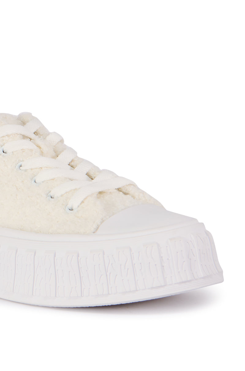 AZALEA WANG SOSI WHITE SNEAKER