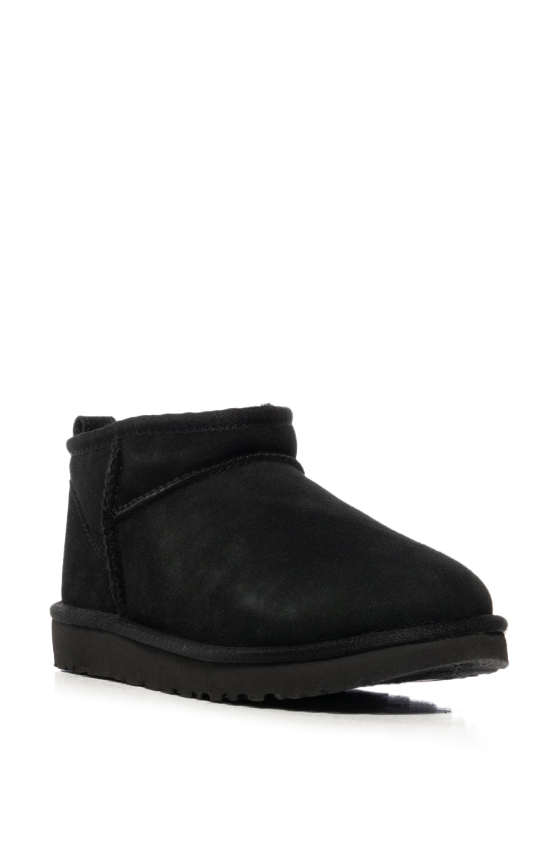 UGG ULTRA MINI BOOTIE IN BLACK