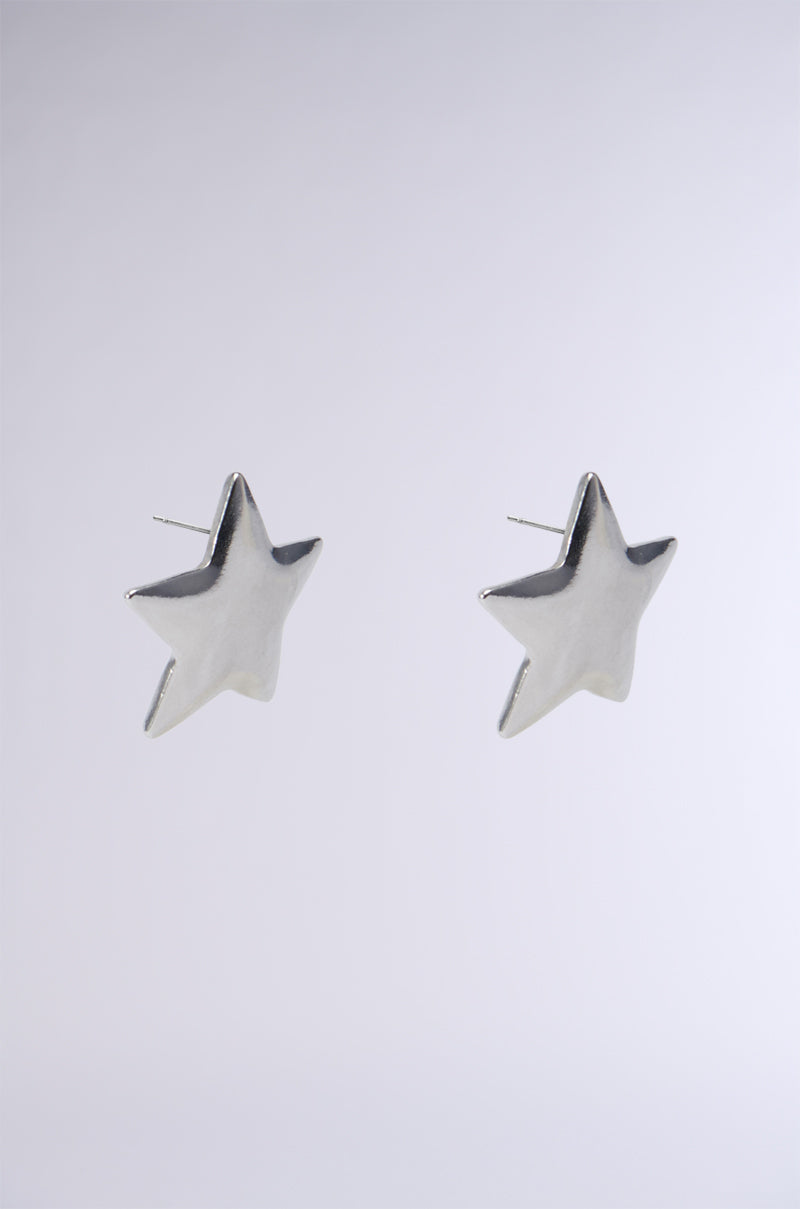 STAR LUV EARRING