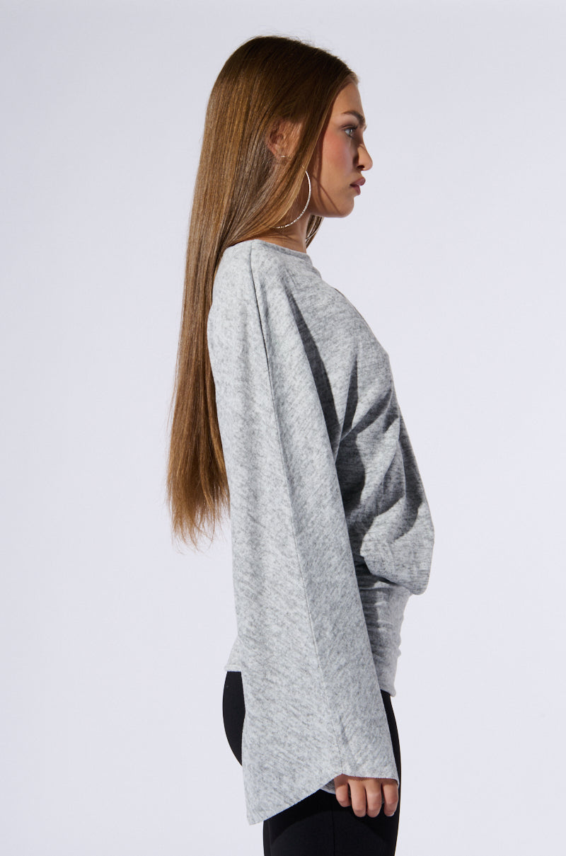 MARIAH COLD SHOULDER SWEATER