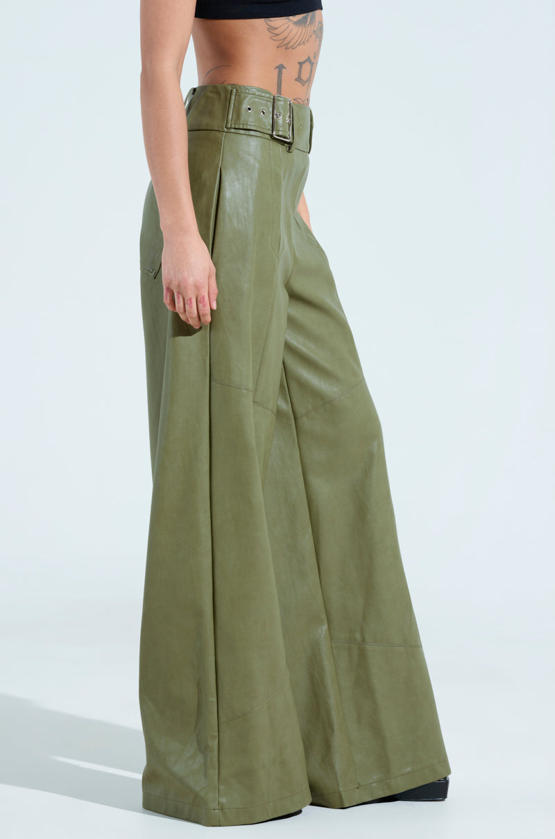 AMY TROUSER IN OLIVE