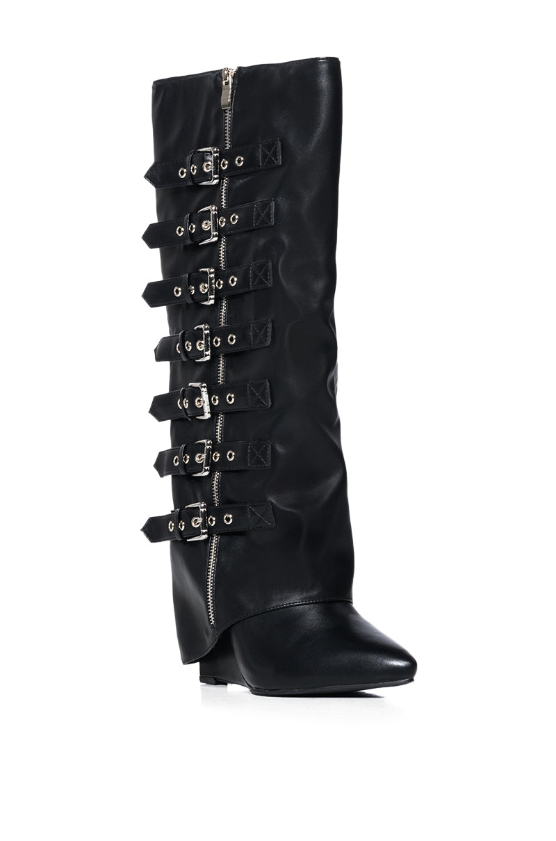 AZALEA WANG RISNA BLACK BUCKLE DETAIL BOOT