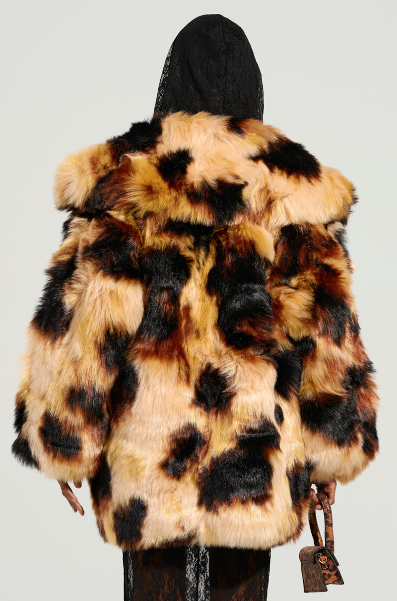 ARI OVERSIZED FUR COAT