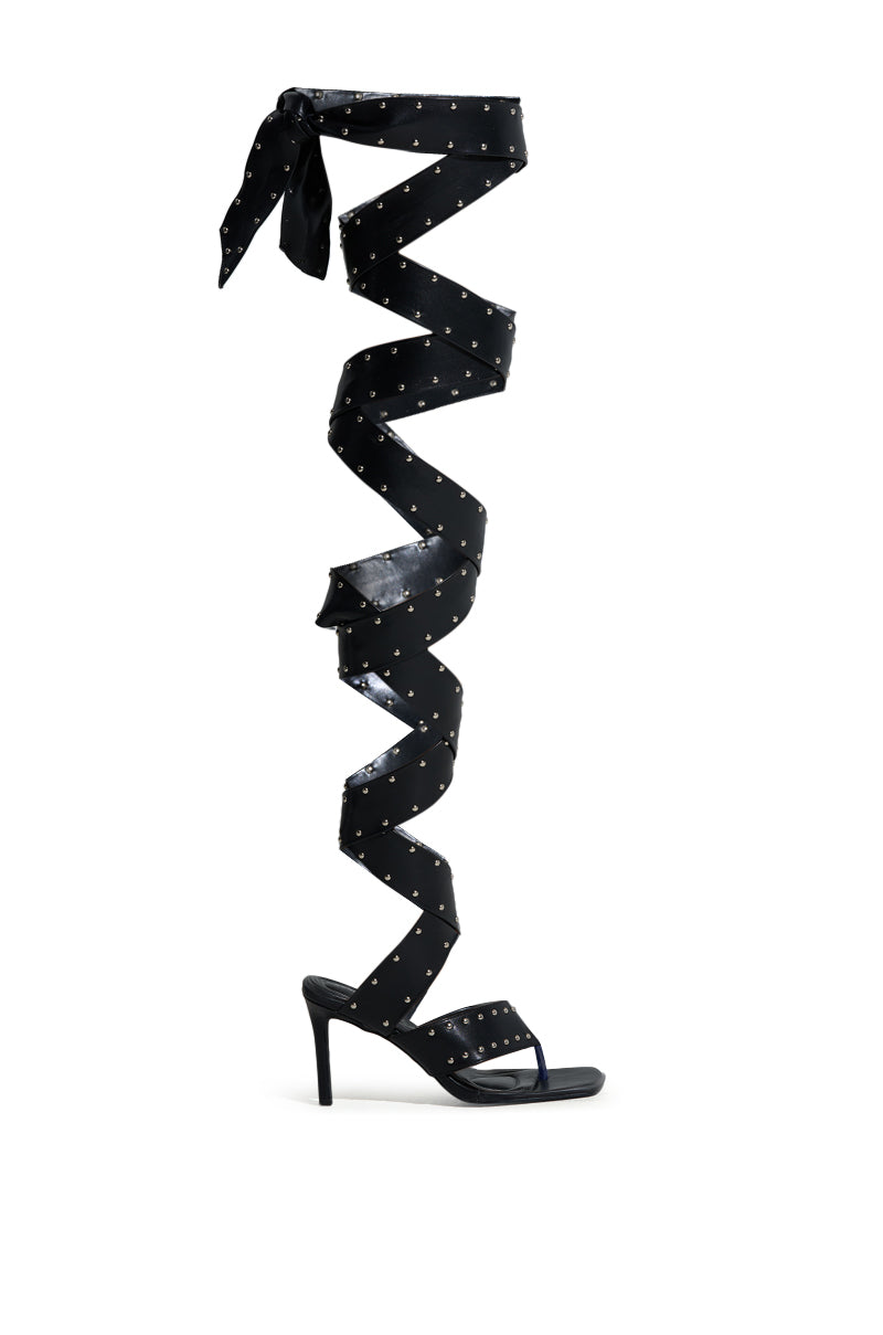 AZALEA WANG HOWLITE BLACK STUDDED STRAPPED SANDAL