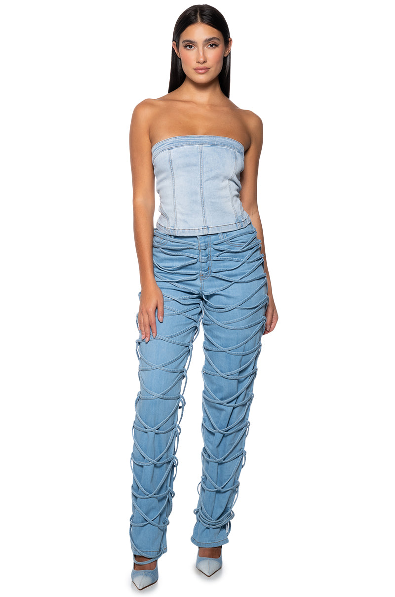 TIED UP RELAXED FIT JEANS