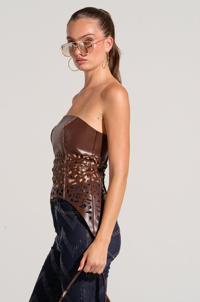 COWGIRL DREAMS STRAPLESS CUTOUT TOP