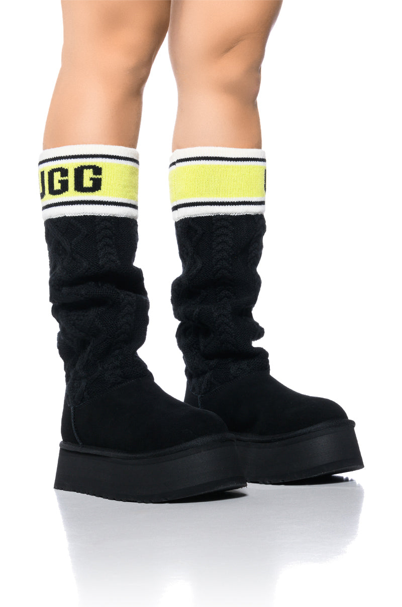 UGG BLACK W CLASSIC SWEATER LETTER