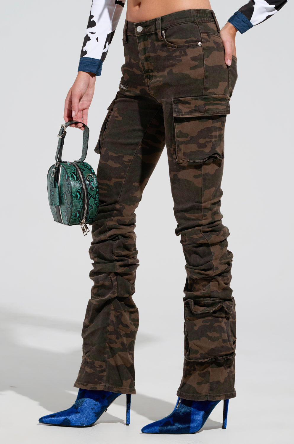 MAKE A MOVE CAMO PANT