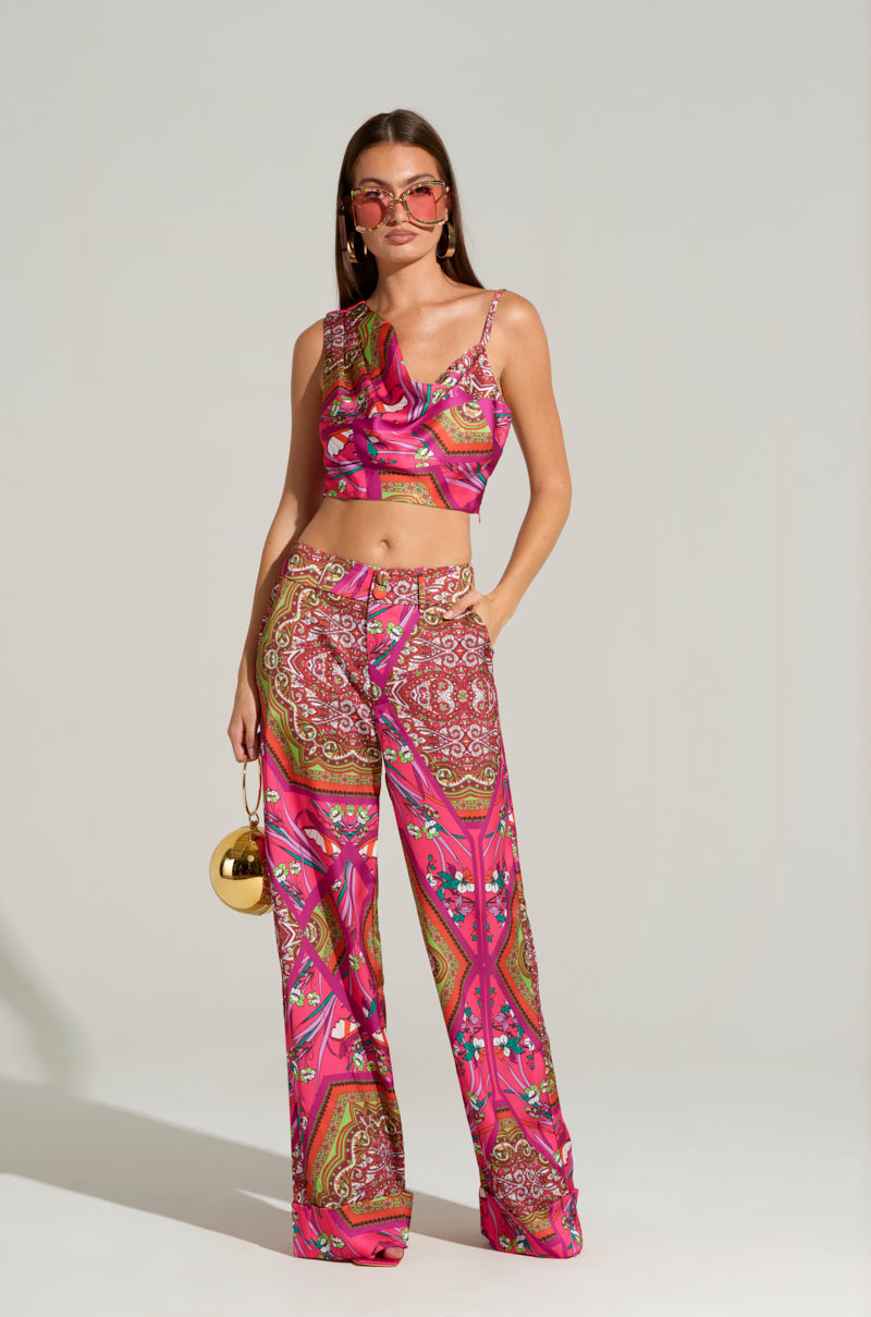 MOVE AND SHAKE CROPPED TOP IN PINK MULTI