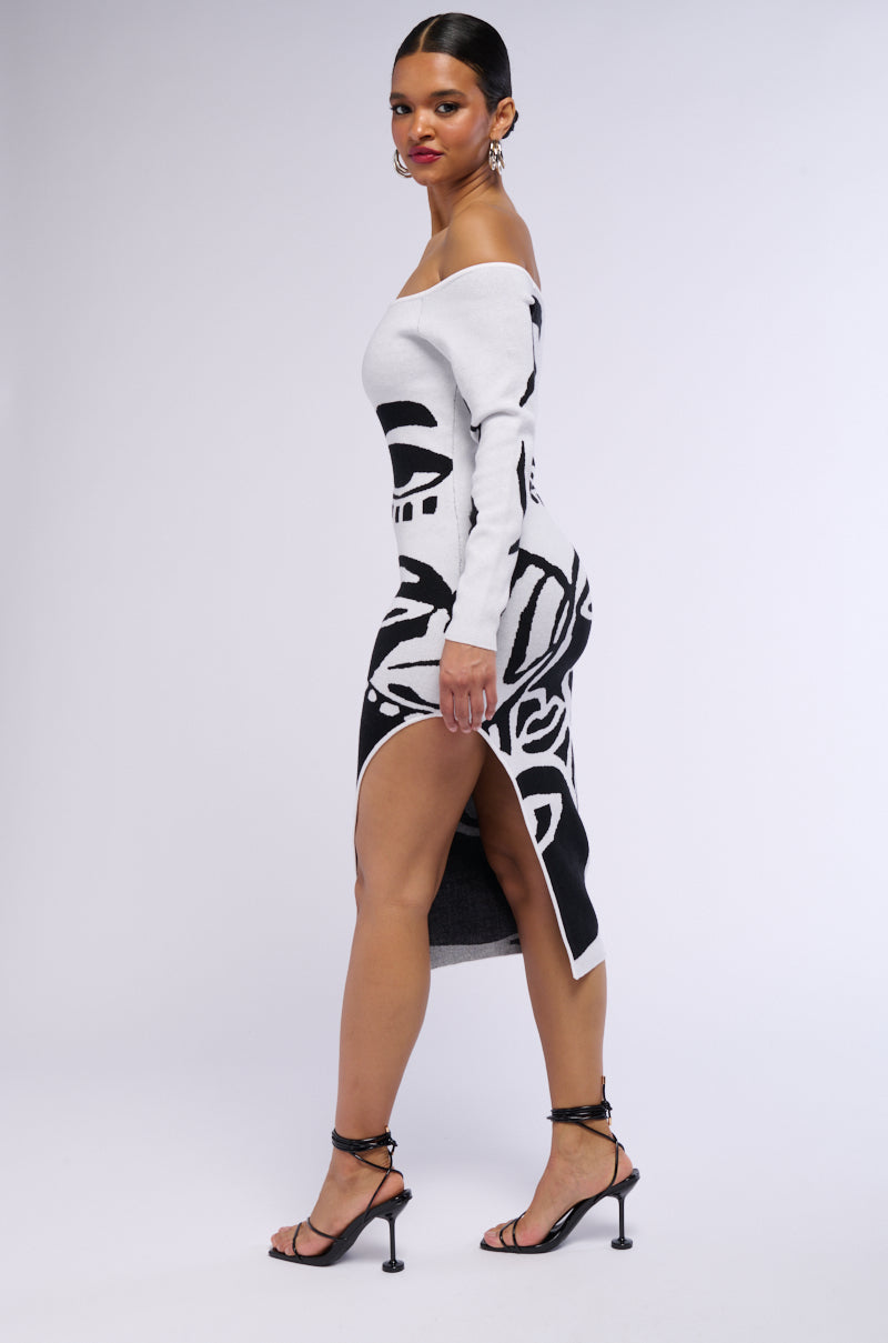 LOOK AT ME ABSTRACT PRINT KNIT MIDI DRESS