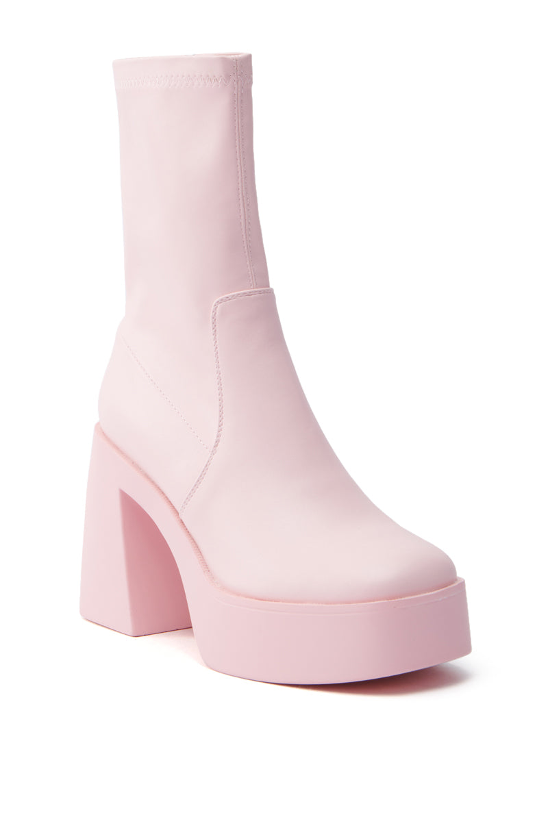 AZALEA WANG DANIELLE BABY PINK STRETCH PU CHUNKY HEEL BOOTIE