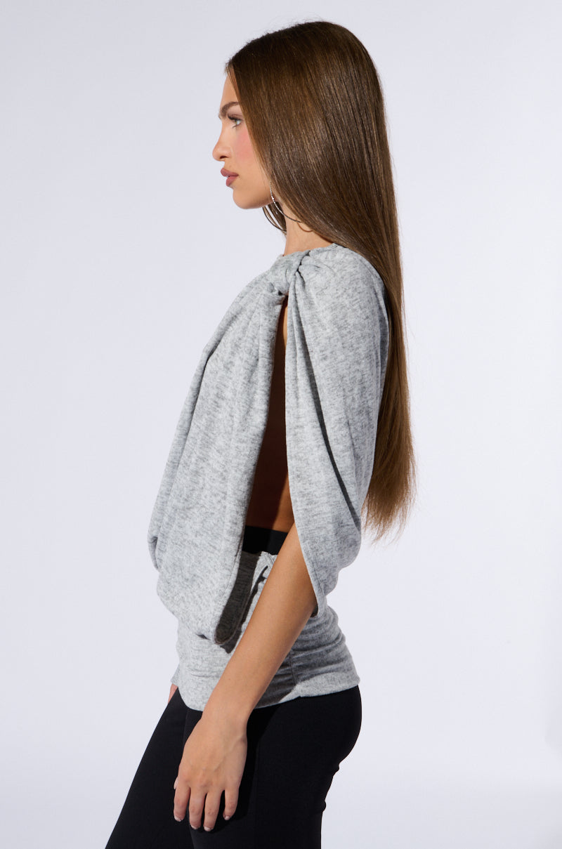 MARIAH COLD SHOULDER SWEATER