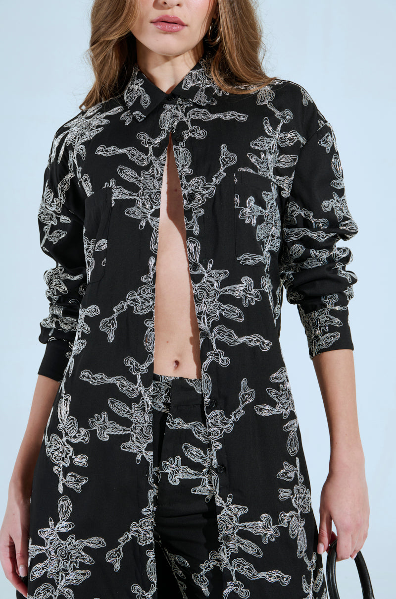 ZIGGY EMBROIDERED LONG BUTTON DOWN TOP