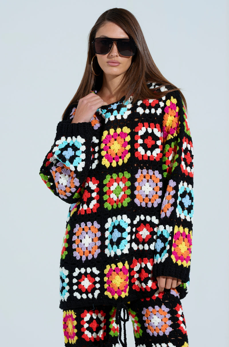 FESTIVAL GIRLY OVERSIZED CROCHET SWEATSHIRT